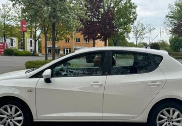 Seat Ibiza 174.000 km 4.900 &euro; Wettenberg 35435