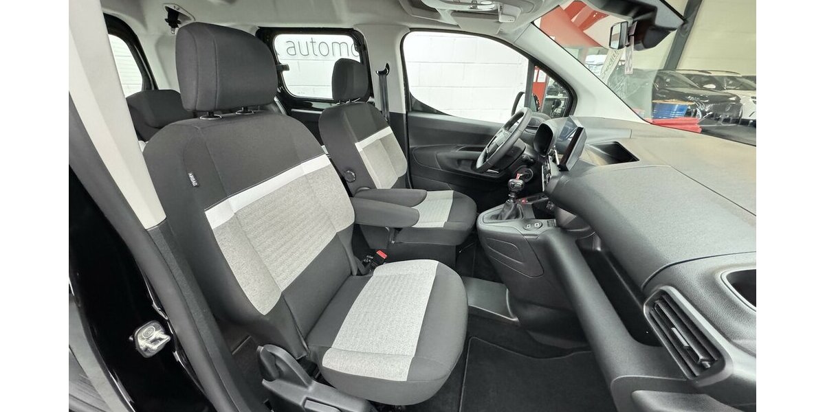 Citroen Berlingo 110 Puretech Plus M Winterpaket Carplay 16.600 km 21.490 &euro; Lich 35423