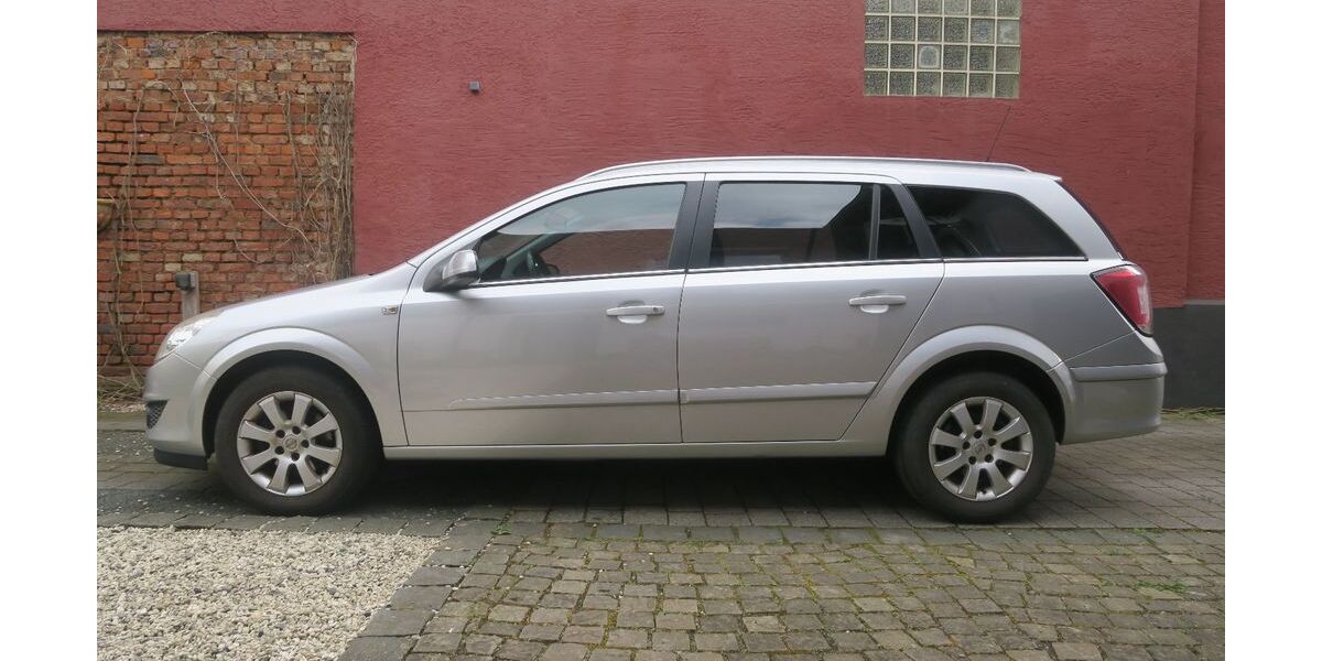 Opel Astra 245.000 km 2.500 &euro; Biebertal 35444