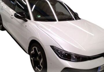 VW Passat 15.868 km 48.990 &euro; Haiger 35708