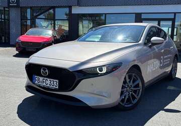 Mazda 3 3.504 km 27.690 &euro; Münzenberg-Gambach 35516