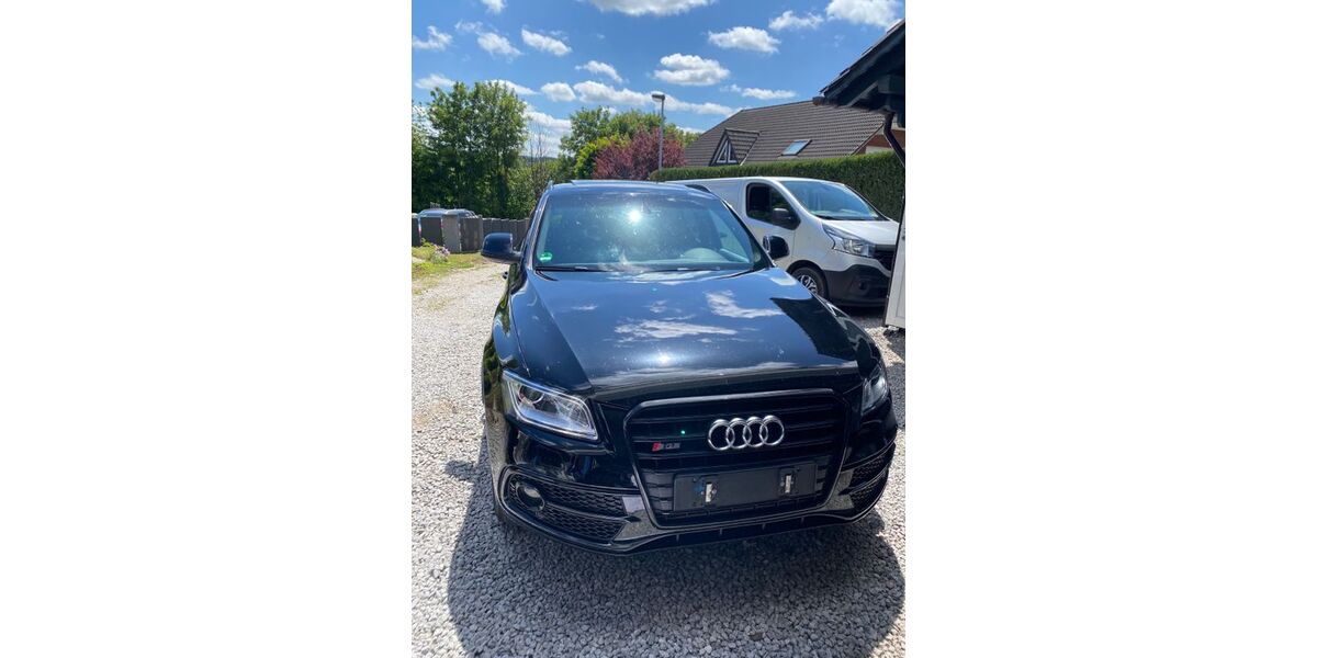 Audi SQ5 190.000 km 16.900 &euro; Breitscheid 35766