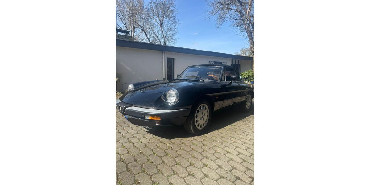 Alfa Romeo Spider 149.800 km 15.900 &euro; Wetzlar 35578