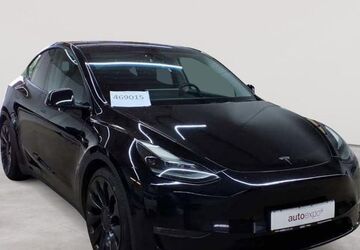 Tesla Model Y 126.978 km 33.189 &euro; Fernwald-Steinbach 35463