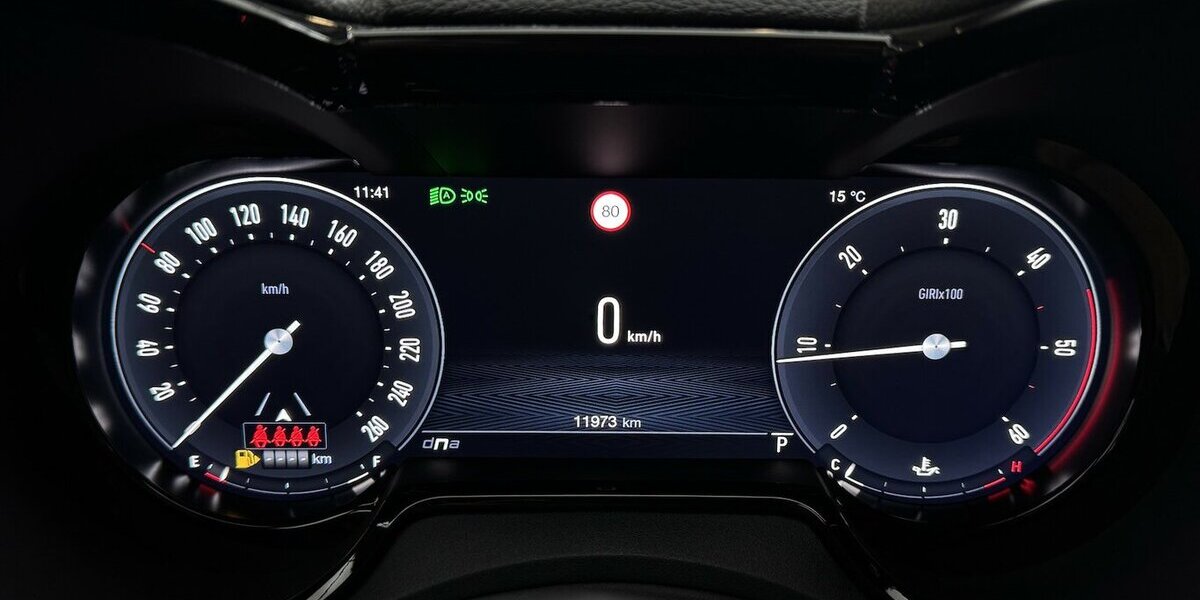 Alfa Romeo Tonale 1.6 VGT-D Sprint ACC Sitzheizung 12.000 km 23.285 &euro; Lich 35423