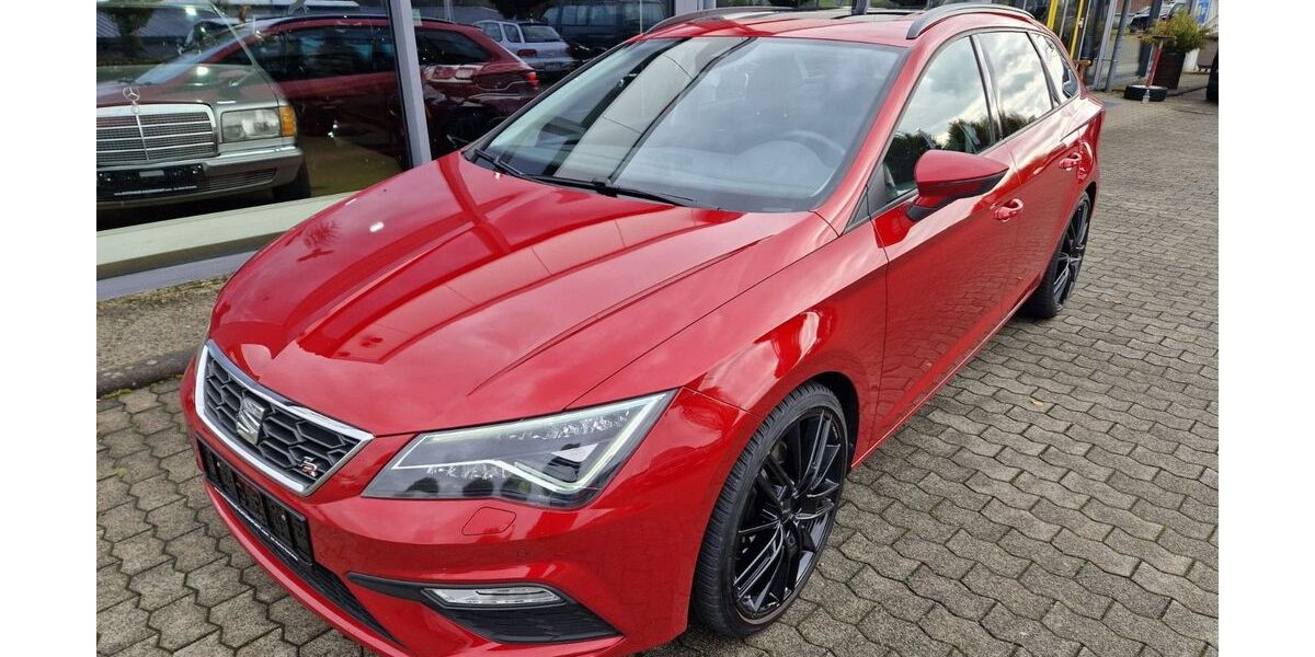 Seat Leon 151.409 km 14.990 &euro; Ehringshausen 35630