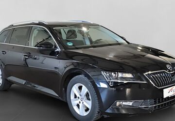 Skoda Superb 131.000 km 15.790 &euro; Leun 35638