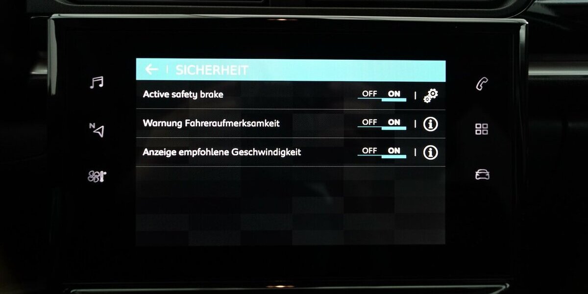 Citroen C3 Max PureTech 110 EAT6 CarPlay FULL LED 34.696 km 14.490 &euro; Lich 35423