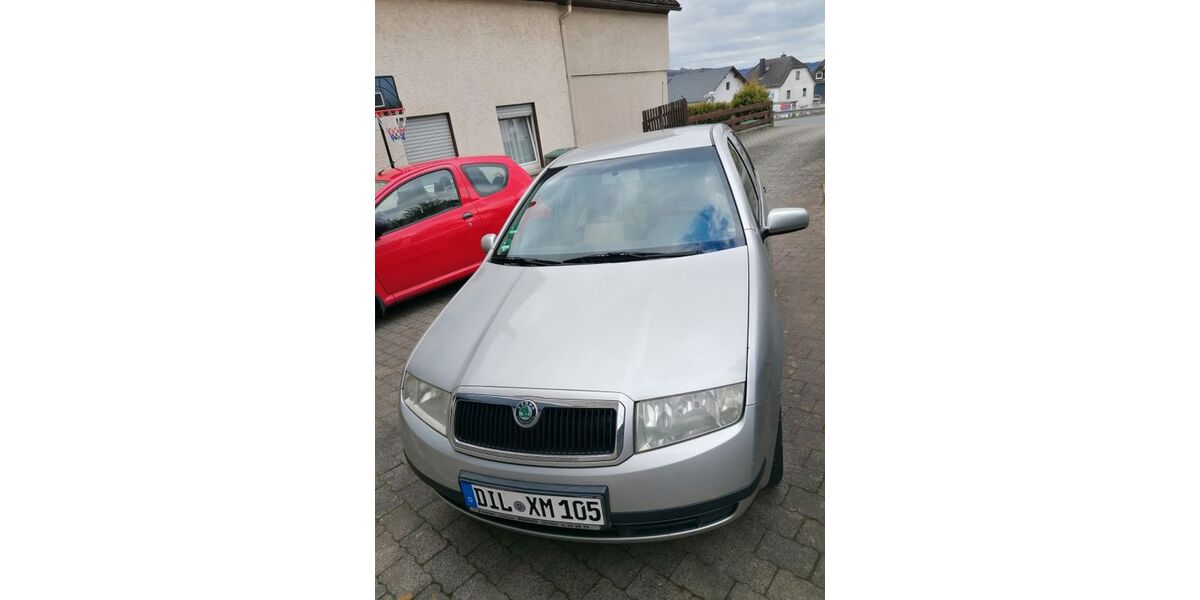 Skoda Fabia 194.000 km 1.000 &euro; Solms 35606