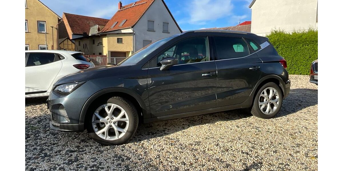 Seat Arona 21.410 km 18.950 &euro; Wölfersheim 61200
