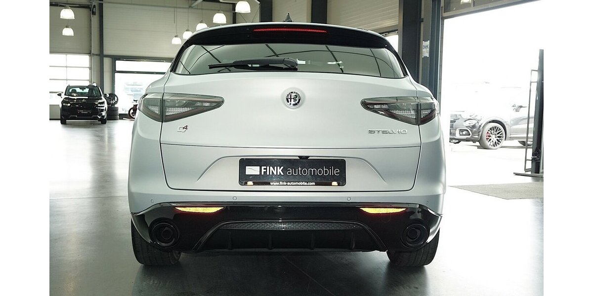Alfa Romeo Stelvio 2.2 D Competizione Q4 ALLRAD LEDER AHK 45.000 km 39.385 &euro; Lich 35423