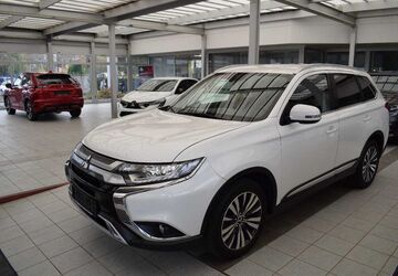 Mitsubishi Outlander 100.424 km 17.890 &euro; Asslar 35614